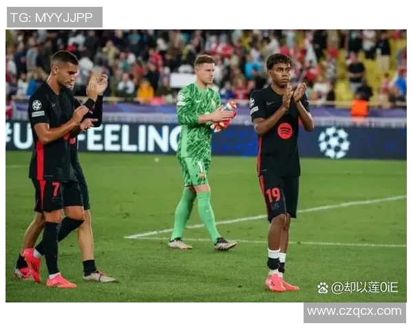 武汉足球队强势领跑联赛积分榜72分领先其他球队争夺冠军