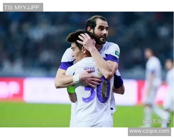 足球明星惊喜现身约会节目引发热议浪漫与竞技交织的情感之旅