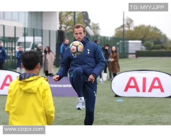 踢毽子与足球明星的完美结合展现运动魅力与文化传承